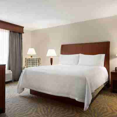 Hilton Garden Inn Shelton Rooms