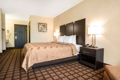 Quality Inn Monee I-57 Hotels near Beecher,IL Park