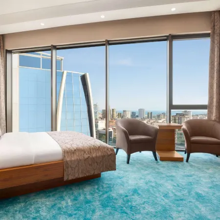 Days Hotel by Wyndham Istanbul Maltepe Отели рядом с достопримечательностью «Малтепе»