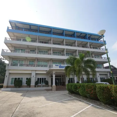 Sea Mountain Khanom Hotel Hotels near Khanom Beach