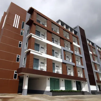 Smith Residence Hotels near Surat Thani Rama 9 Public Park