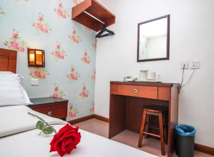 Rose Cottage Hotel Taman Daya