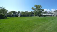 East Hampton House Resort