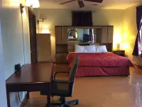 Village Inn Hotels in Freehold Township