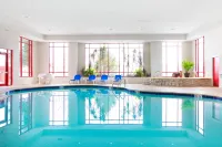 Holiday Inn Express & Suites OLATHE NORTH by IHG - Pools