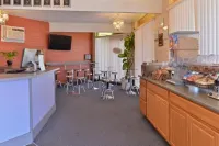 Maverick Motel - Modern Renovated Motel Hotels in Klamath Falls