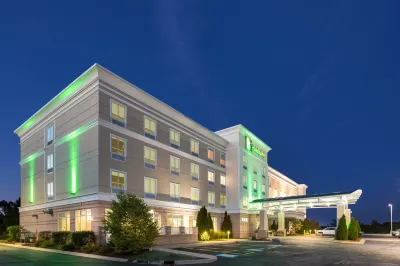 Holiday Inn Jackson NW - Airport Road فنادق في Blackman