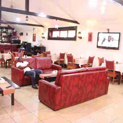 Casalinda Hotel Dining/Meeting Rooms
