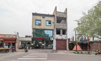 OYO 61572 Hotel New Fiza