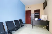 OYO 92076 Sky Residence Cengkeh Hotels in Medan Selayang