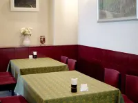 Hotel Urban Port - breakfast
