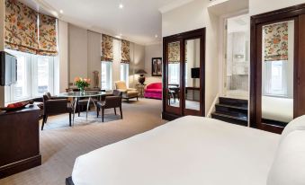 5. Radisson..