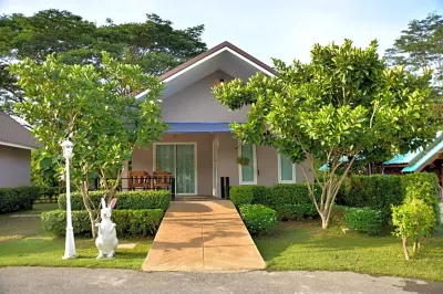 Chanpraya Resort Hotels in Mueang Chanthaburi District