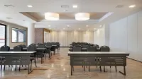 Hotel Parque Real - parking