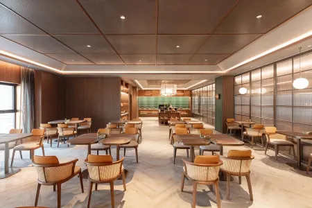 Orange Hotel (Taizhou Jiangyan Government Store) Отели рядом с достопримечательностью «Qinhu Lake Ocean World»