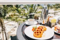 Cloister at the Boca Raton - sarapan