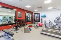 Hilton Garden Inn Salina - Gym