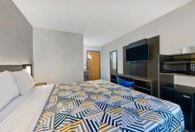 Motel 6 Cedar Rapids, IA - Airport