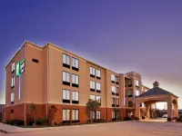 Holiday Inn Express & Suites Cape Girardeau I-55 Các khách sạn ở Cape Girardeau