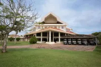 Kuala Terengganu Golf Resort by Ancasa Hotels & Resorts Hotel a Batu Rakit