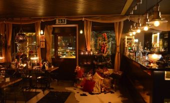 River Motel - Selfservice Check in - Book a Room, Make Payment, Get Pincode to the Room