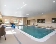 Comfort Inn - Pools