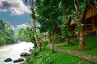 Arusliar Nusa Standard Cottages Hotels in Cikidang