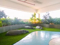 Comfy and Simply Studio Room at Grand Kamala Lagoon Apartment فنادق في South Bekasi