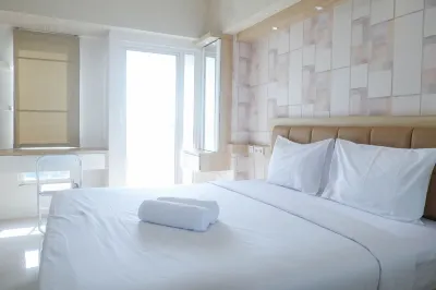 Comfortable and Well Appointed Studio Apartment Supermall Mansion Hotel dekat Universitas Ciputra