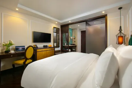 GM Premium Hotel
