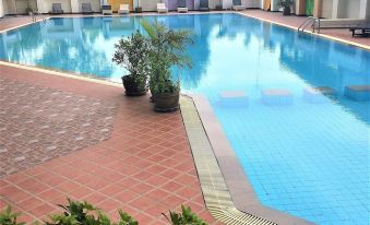 Angket Condominium Corner Apartment 47Sqm Large Balcony