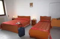 Albergo Del Santuario - parking