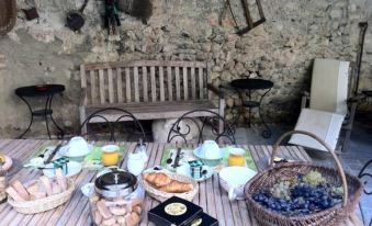Le Mas des Tronquisses - Housity