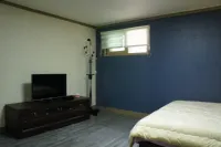 Yeongwol Neulpureun Pension Camping Site (Special Offer)