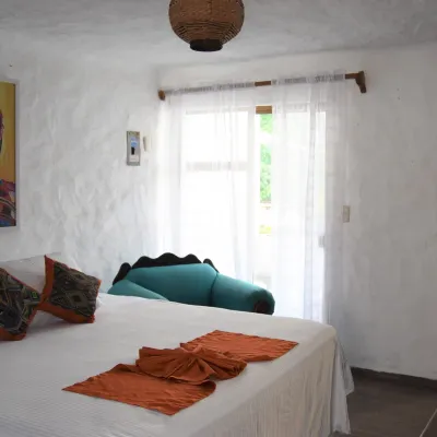 Petit Hotel Pilitas Hotels near Playa de los muertos