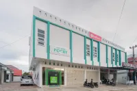 RedDoorz Syariah Near Pelabuhan Ulee Lheue Banda Aceh Hôtels à : Blang Oi