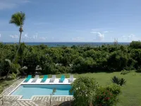 Driftwood 4 Bedroom Home Hotels in Governor's Harbour