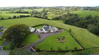 Dungannon 2 Bed Bungalow - Sleeps 5 - Pet Friendly Hotel di Moy