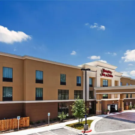 Hampton Inn & Suites Georgetown