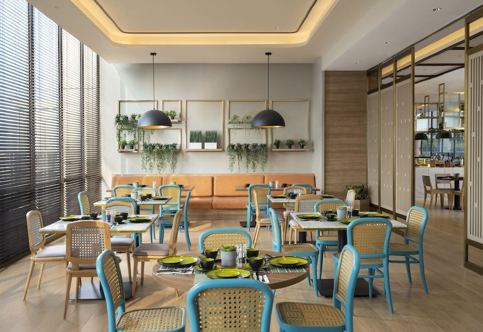 힐튼 가든 인 자카르타 타만 팔렘