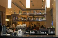 Fairfield by Marriott Kathmandu Thamel - bar