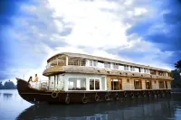 Kerala Luxury House Boat