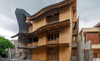 Urbanview Hotel Ta-ke Blok M