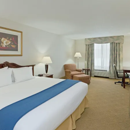 Holiday Inn Express LORDSTOWN-NEWTON FALLS/WARREN by IHG Ξενοδοχεία στην πόλη Trumbull County
