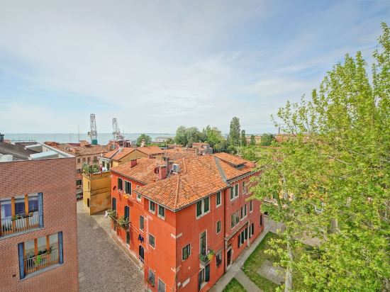 DolceVita Apartments N 329