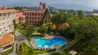 Hotel Yak & Yeti Hotel in zona Kotilingeshwar Mahadev Temple