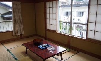 Kumomi Onsen Minshuku Kichiemon