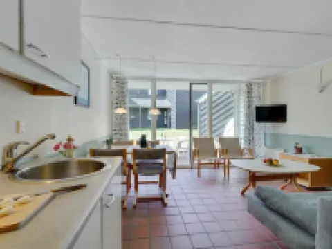 "Ama" - 100m from the Sea