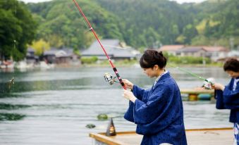 Kanazawa Yuwaku Onsen Hyakurakuso (Kanazawa)