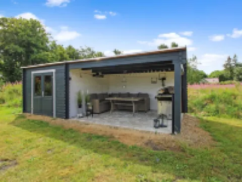 "Daina" - 400m to the Fjord